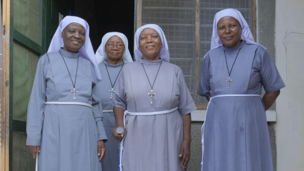 Die Schwestern Agnera, Kinyandiko, Immaculatha und Luisa von der Gemeinschaft der «Franciscan Sisters of Charity». © Nadine Crausaz